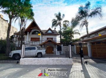Casa de 6 ambientes, La Matanza · Casa de Lujo en Ramos Mejía Sur. Espectacular!