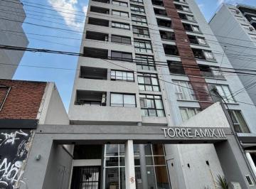 Departamento · 33m² · 1 Ambiente · 1 Cochera · Luminoso Monoambiente en Venta! 3°a