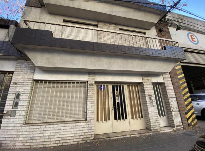 Casa · 185m² · 4 Ambientes · 1 Cochera