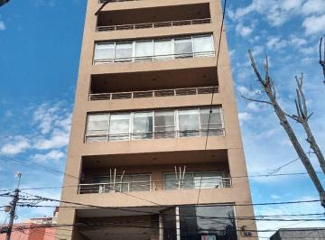 Departamento de 3 ambientes, Esteban Echeverría · Semipiso 3 Amb C/ Balcón Corrido y Cochera - Av Dardo Rocha 100, Monte Grande