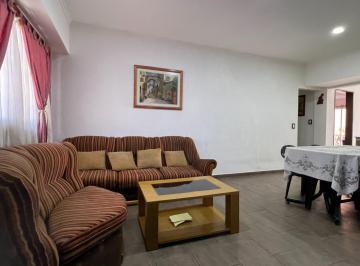 Casa · 80m² · 3 Ambientes · 1 Cochera · Casa Dos Dorm. Venta Ituzaingo Norte
