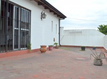 PH de 4 ambientes, Lanús · Udaondo 2043 - PH Frente! 4 Amb /posible 2 Departamentos! Imperdible Inversores!