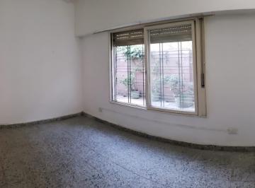 Living-comedor · Departamento Electrodependiente Dos Ambientes Planta Baja Fondo