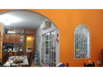 Casa · 193m² · 5 Ambientes · 2 Cocheras · Casa Mas Departamento - Zona Medicina