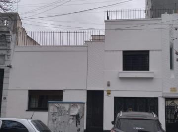 Casa · 147m² · 4 Ambientes · 1 Cochera · Casa Cuatro Dorm. con Cochera - Excelente Calidad Constructiva
