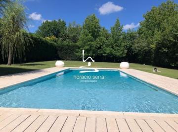 Casa · 223m² · 5 Ambientes · 1 Cochera · Casa Venta Estancias del Pilar Champagnat - Pilar