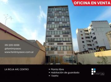 Oficina comercial de 2 ambientes, Córdoba · Oficina // Planta Libre // Habitación de Guardado // Centro // Cañada
