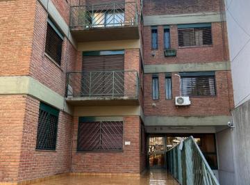 Departamento de 2 ambientes, Almirante Brown · Departamento C/cochera en Alquiler! Muy Buena Ubicación