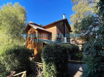 Hotel · 682m² · 24 Ambientes · 6 Cocheras · Complejo de Cabañas en Venta en El Centro - San Martin de Los Andes