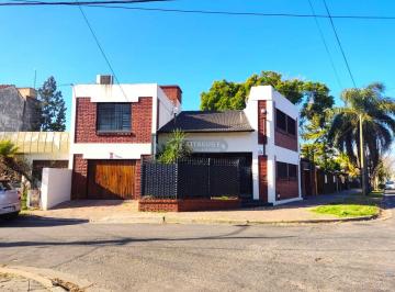 ATT-ATT-3024_2 · Casa 4 Ambientes. | Finocchieto 490