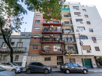 Departamento de 2 ambientes, Colegiales · 2 Ambientes Al Contra Frente Muy Buen Estado! (Departamento con Renta)