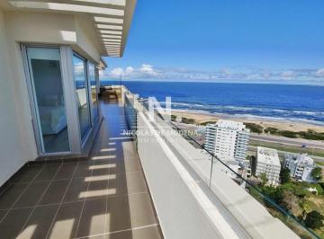 Foto1 · Departamento en Venta Wind Tower, Piso Alto. 4 Dorm., Playa Brava