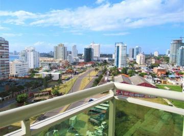 Foto1 · Hermoso Apartamento en Venta con Agradable Vista Al Mar en Torre Imperiale, Punta del Este.