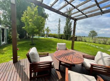 Casa · 180m² · 4 Ambientes · Casa Venta San Sebastian - Pilar