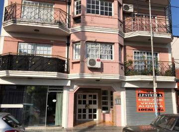 PH · 100m² · 4 Ambientes · PH - 4 Amb - Planta Baja Interno - Patio y Fondo - con Renta