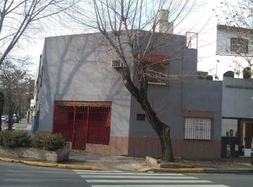 PH de 4 ambientes, Parque Patricios · Gran PH Tipo Casa de 2 Plantas + Patio + Cochera + Patio Balcón + Terraza Propia