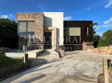 BML-BML-826_2 · Importante Casa en Alquiler - Pinamar Centro