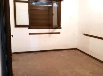 PH · 60m² · 3 Ambientes · Venta PH en Lanús Este Tipo Casa de 3 Ambientes Al Frente con Terraza