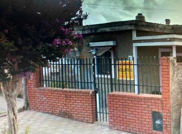 Casa · 150m² · 5 Ambientes · Zona Tribunales Ii - Lote 297 m, a m Av Pueyrredón. Ag.