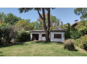 Casa · 104m² · 4 Ambientes · 1 Cochera · Almafuerte 142 - Granadero Baigorria - Barrio Los Pinos