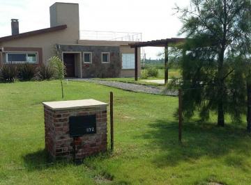 Casa de 4 ambientes, Lobos · Venta - Casa - 4 Ambientes con Arroyo Privado en Lobos - Sin Expensas!