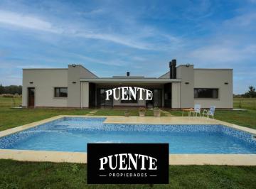 Casa · 3000m² · 6 Ambientes · Casa en Estancia Villa Maria