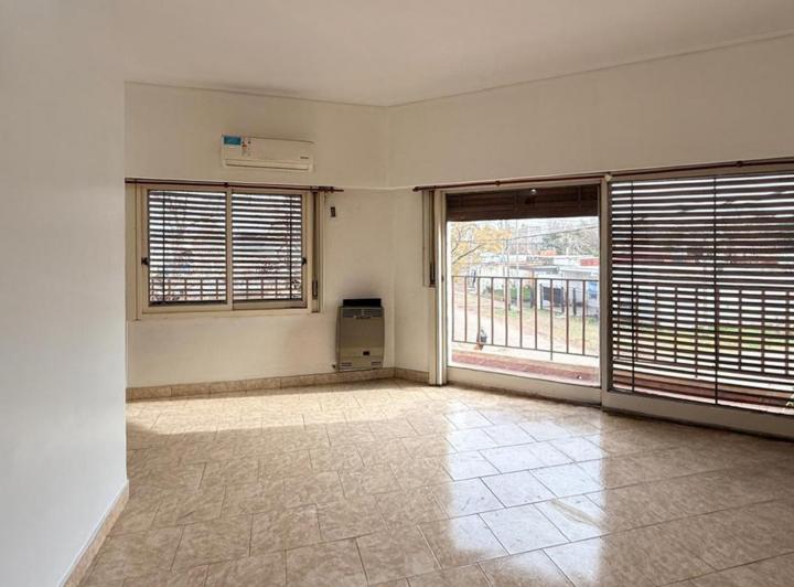 Departamento · 70m² · 3 Ambientes · 1 Cochera