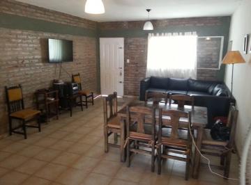 Casa de 3 ambientes, Córdoba · Vendo Hermosa Casa en Barrio Arenales. 2 Dormit. U$s32.000 Escucha Oferta.