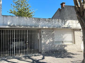 Casa de 5 ambientes, La Plata · Casa con Importante Lote en Venta Sobre Calle 29 Entre 45 y 46