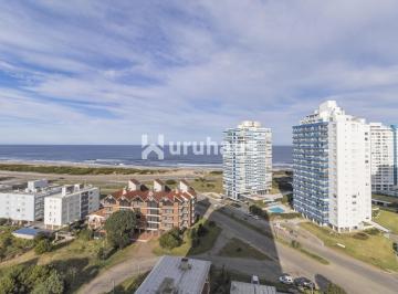 Foto1 · Venta Apartamento Cuatro Dorm. Punta del Este Edificio Forest Tower I