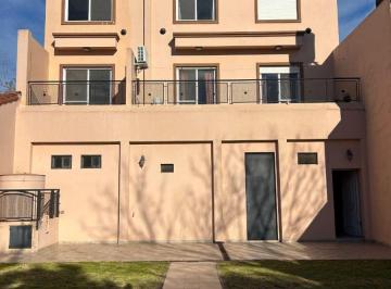 Casa de 3 ambientes, Pilar · Excelente Duplex 3 Ambientes Pilar Centro