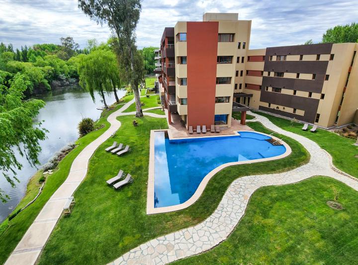 Departamento · 141m² · 4 Ambientes · 2 Cocheras