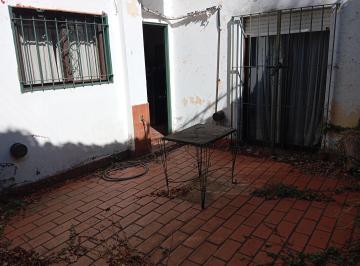 Casa de 5 ambientes, Vicente López · A 2 C/ Av Maipu y 1 1/2 de Hip Irigoyen.