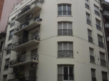 Departamento de 3 ambientes, Recoleta · Ecuador 1300 Esquina Charcas - Cerca de Todo