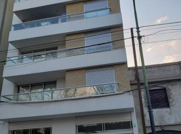 Departamento de 4 ambientes, La Plata · 51 N°1357 E/ 22 y 23 - Semipiso 2 Dorm.