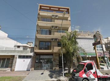 Departamento · 50m² · 2 Ambientes · En Venta en Caseros Departamentos de 2 Ambientes con Amplio Balcon Sobre Av F: 9191