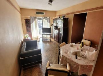 Departamento de 3 ambientes, Barracas · Departamento 3 Ambientes Al Contrafrente con Vista Abierta
