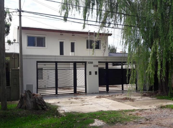 Casa en Granadero Baigorria