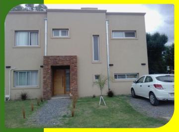Casa · 230m² · 5 Ambientes · 3 Cocheras · Venta de Casa en San Miguel Barrio San Ignacio Chico