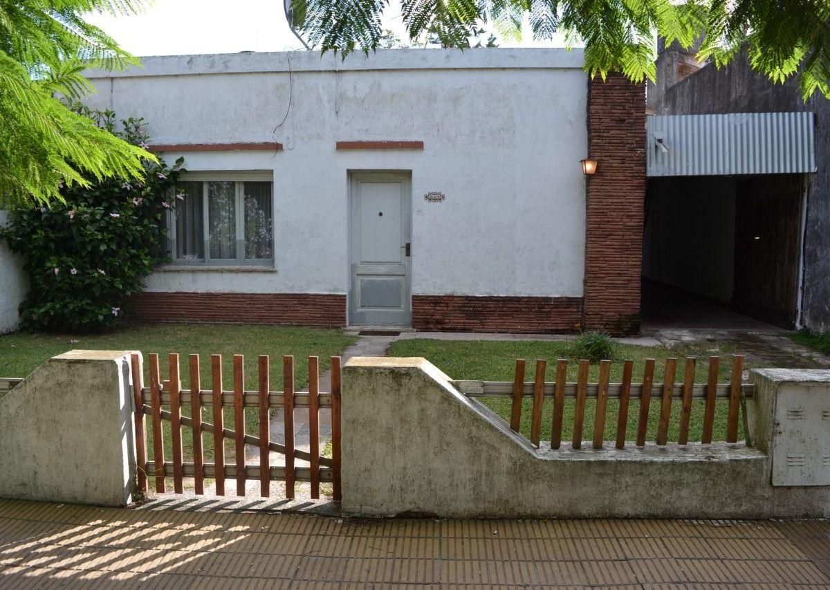San Martin 668