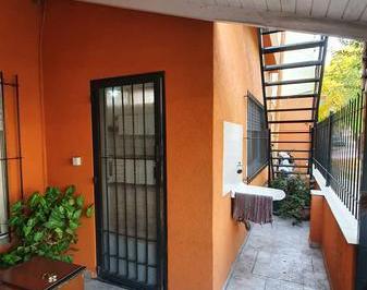 Casa · 60m² · 3 Ambientes · Casa - Vict. - B. Fate