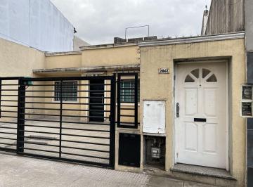 PFO-PFO-352_2 · En Venta PH 3 Habitaciones, a Reciclar Caseros Tres de Febre