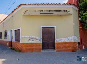 Casa · 375m² · 2 Cocheras · Venta Casa Microcentro