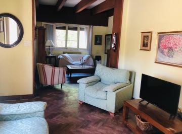 PH · 131m² · 5 Ambientes · PH en Venta - S. Isi. - Centro