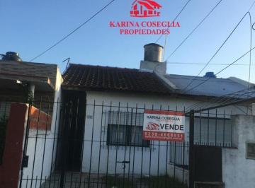 1803691796.jpg · Casa en Venta Ubicado en Los Polvorines, Malvinas Argentinas, G. B. a. Zona Norte