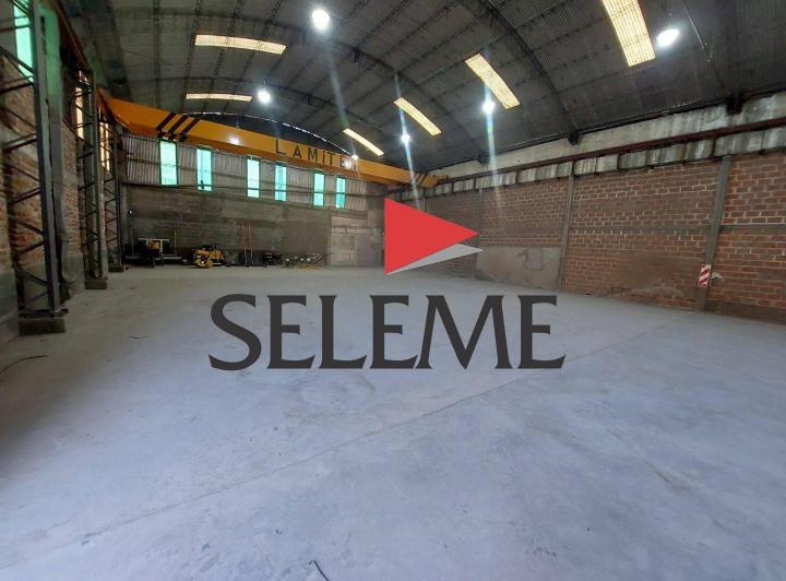 Bodega-Galpón · 721m²