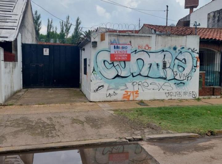 Terreno · 330m²