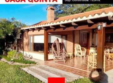 Casa · 125m² · 4 Ambientes · Hermosa Casa Quinta B° Privado Santa Ana