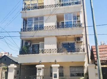 Departamento · 60m² · 3 Ambientes · Departamento en Alquiler en Ramos Mejia