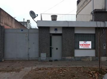 Casa de 3 ambientes, Rosario · Venta Uriburu 1667 - Ideal Comercio - Escucho Ofertas